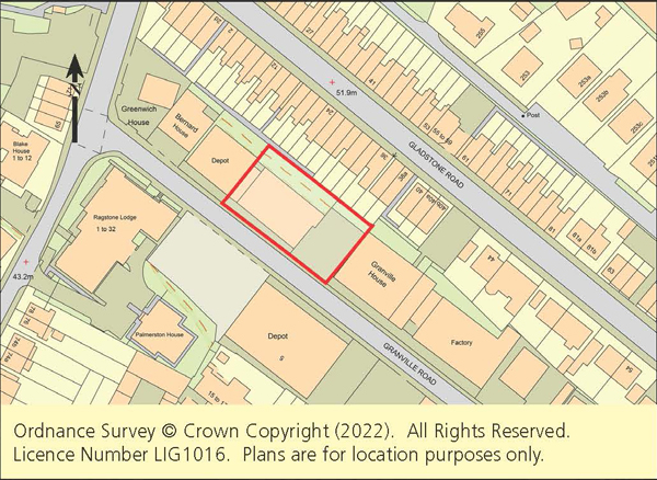 Lot: 33 - EXISTING COMMERCIAL SITE & BUILDINGS CURRENTLY LET WITH POTENTIAL FOR REDEVELOPMENT - 